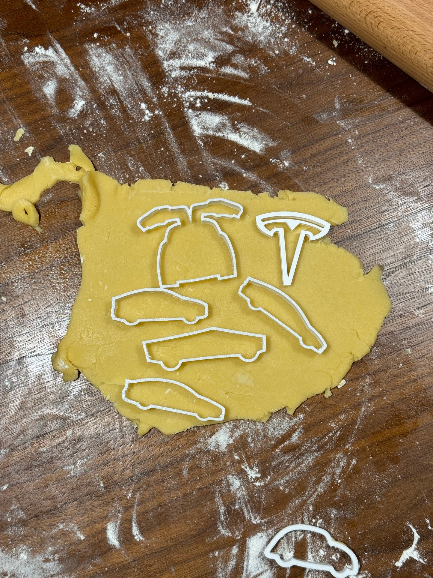 Tesla Ausstechformen Set - CarCookie